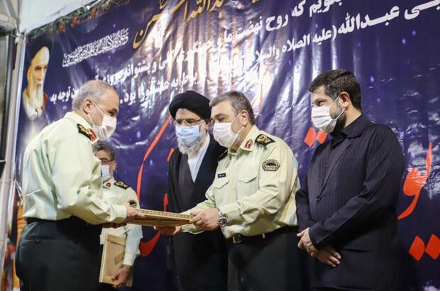 آئین تودیع و معارفه فرمانده انتظامی خوزستان برگزار شد