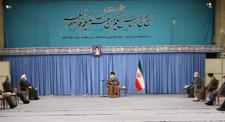 دستور مهم رهبر انقلاب به سازمان تامین اجتماعی