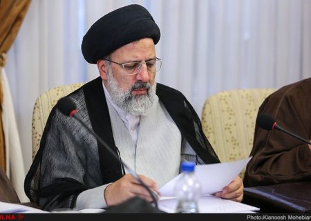 حفظ ارزش پول ملی از مهم‌ترین مطالبات اقتصادی رهبر انقلاب است.