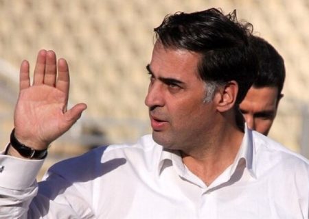 باید بابت رفتار با آذری افسوس خورد