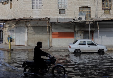 امدادرسانی به ۱۲۱۲ خانوار متاثر از بارندگی در خوزستان / برپایی ۴ مرکز اسکان در ماهشهر