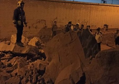 ۱۱ هکتار از محله منبع آب اهواز در پهنه خطر است