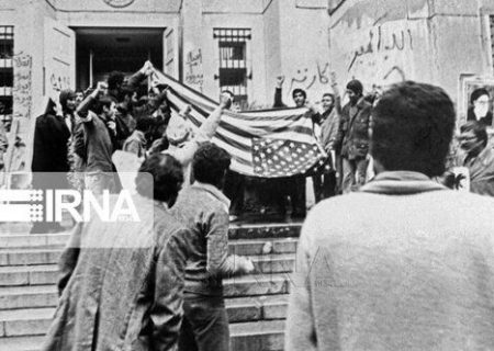 رهبر انقلاب و آیت‌الله هاشمی رفسنجانی در روز تصرف سفارت آمریکا کجا بودند؟