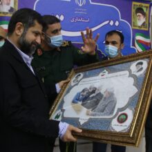تجلیل رئیس ستاد کل نیروهای مسلح از استاندار خوزستان
