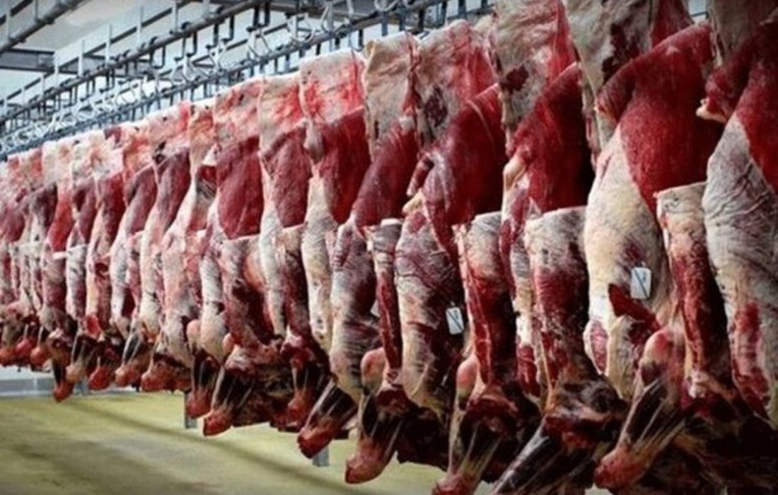عرضه گوشت قرمز فاقد لیبل دامپزشکی در روستای بارانگرد ممنوع می باشد