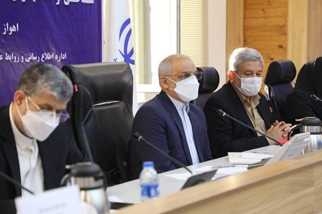 ارتباط عمیق با معلمان و دانش آموزان از رسالت های مدیران مدارس است