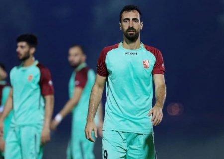 امین قاسمی نژاد با استقلال توافق کرد