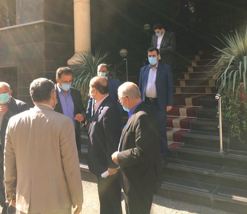 نشست نمایندگان استان با استاندار جدید خوزستان در ساختمان شورای عالی امنیت ملی/احکام دقیقه ۹۰ استاندارسابق لغو میشود