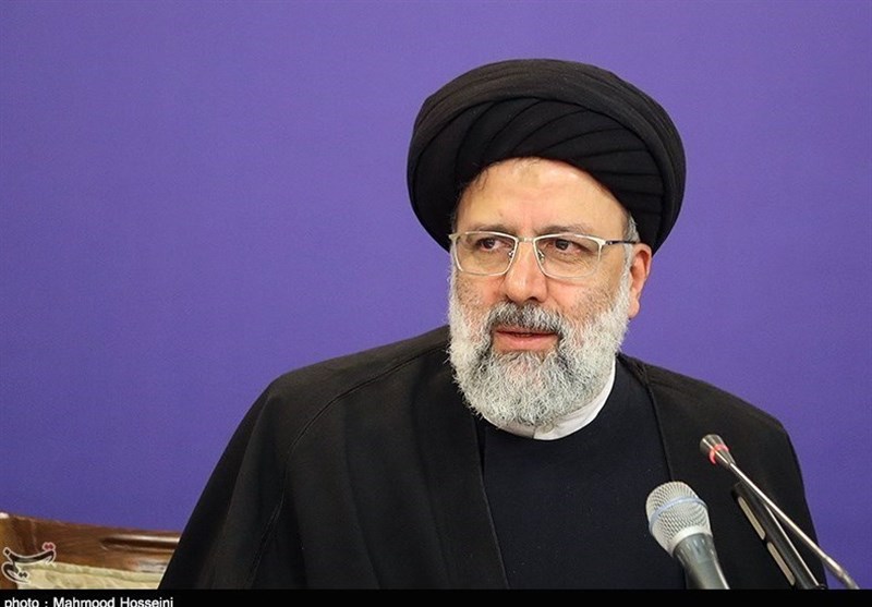 نایب رئیس اول مجلس: عقبماندگیها با استراتژی رئیسی برطرف میشود / به دولتی انقلابی نیاز داریم