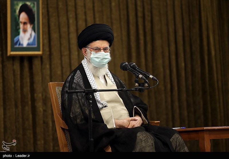 رهبر معظم انقلاب: اگر به توصیه‌هایی که نسبت به آب و فاضلاب خوزستان انجام شده بود توجه میشد، حالا مسلما این اشکالات را نداشتیم / مردم ناراحتی شان را بروز دادند و هیچ گله‌ای نمی شود از آنان داشت