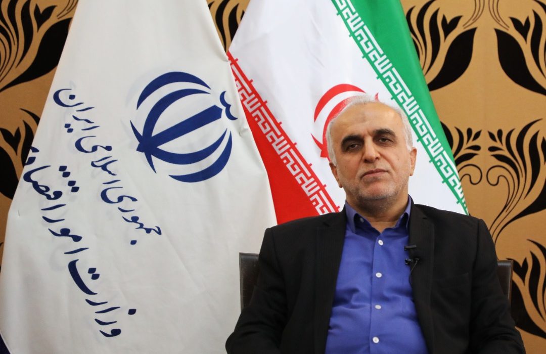 اصناف كشور، نقشی بالنده و مؤثر در اقتصاد ایران، بخصوص در گذار از اقتصاد مبتنی بر بودجه نفتی به اقتصاد مبتنی بر بودجه غیر نفتی ایفاء می كنند