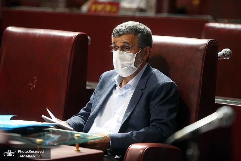 اولین عکس از محمود احمدی نژاد در جلسه مجمع تشخیص بعد از ردصلاحیتش