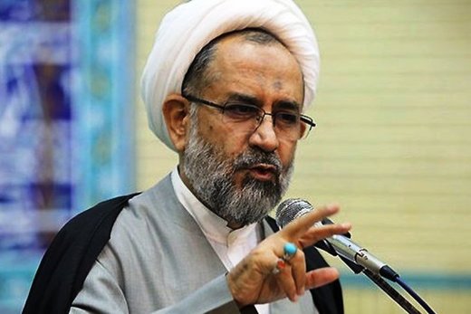 حملات تند مصلحی به احمدی نژاد: او اصلا تهدیدی برای نظام نیست،مساله را بزرگ نکنید /رأیی که سال ۸۴ و ۸۸ آورد بخاطر اعتبار رهبری بود/احمدی نژاد زرنگی کرد