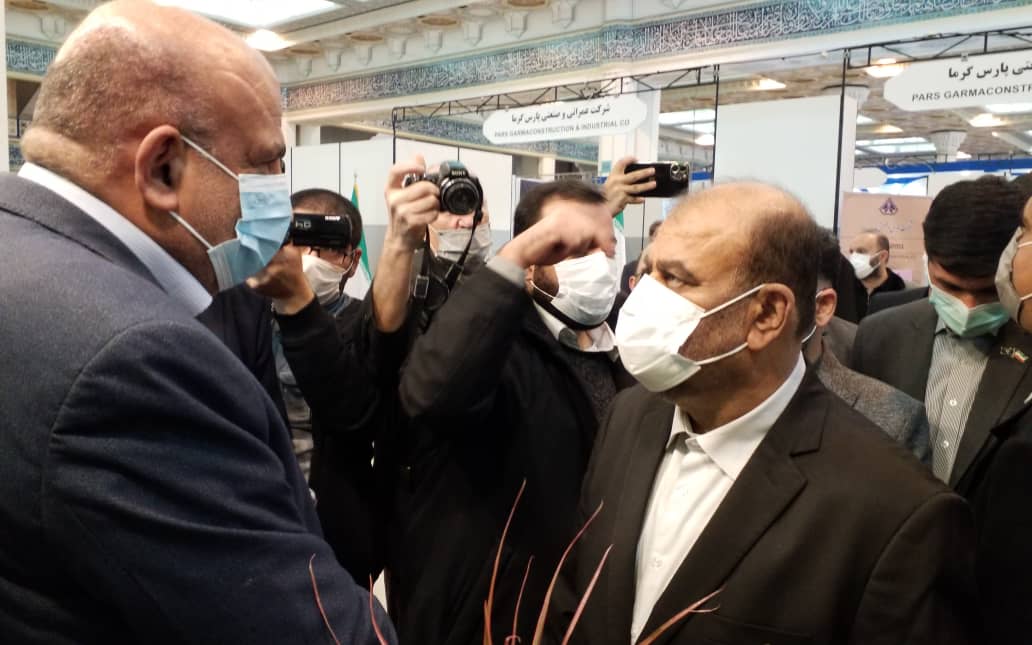 بازدید وزیر راه از غرفه ایمن ترابر نیشکر در نمایشگاه حمل‌ونقل