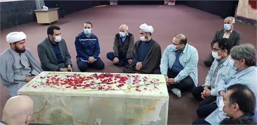 به مناسبت ایام فاطمیه انجام شد؛ ادای احترام مدیرعامل شرکت به مقام سردار علی هاشمی و شهدای شرکت