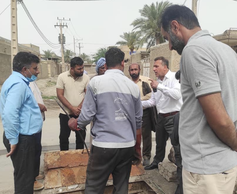 با حضور مدير آبفا كلانشهر اهواز انجام شد: بازديد از پروژه هاي در حال احداث شبكه فاضلاب در منطقه ملاشيه
