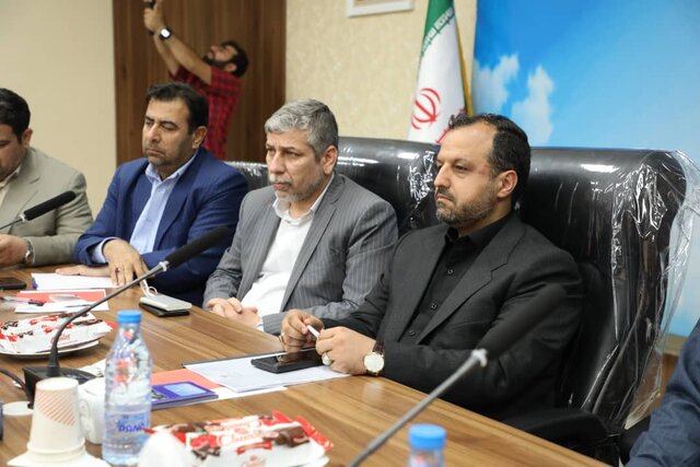 وزیر امور اقتصادی و دارایی عنوان کرد:  نارضایتی فعالان اقتصادی از ناهماهنگی‌ها به حق است/ لزوم وجود مدیریت یکپارچه مرزی