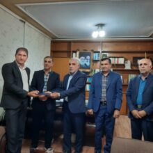 مراسم تکریم و معارفه مدیر اداره بنیاد مسکن شهرستان باغملک در محل دفتر فرمانداری شهرستان برگزار شد