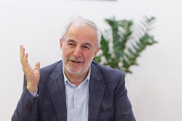 نماینده مجلس : قالیباف ، آیین‌نامه را در استیضاح وزیر صمت زیرپا گذاشت/ بده‌بستان‌ها ، به نفع مجلس انقلابی نیست