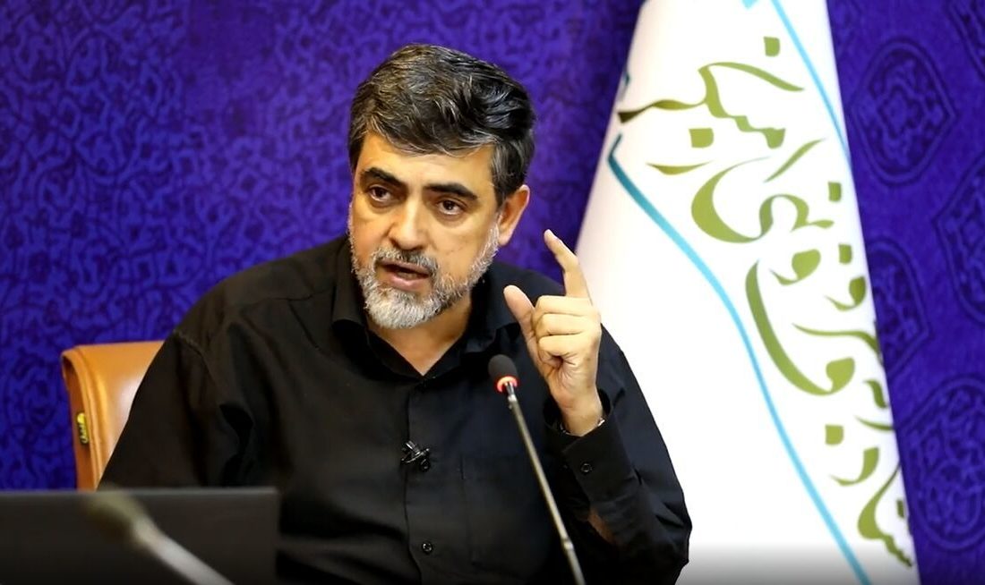 دبیر ستاد امر به معروف و نهی از منکر : ۴ هزار فرزند مسئولان خارج از کشور هستند/ نمی‌شود دنبال تامین یورو و دلار فرزندانشان باشد، اما استقلال کشور را اعلام کنند