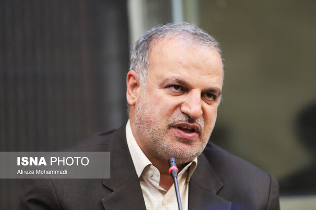 اثرگذاری جهاد دانشگاهی در رفع نیازهای کشور با به کارگیری متخصصان داخلی