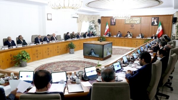 رئیسی در جلسه هیئت دولت: دولت برای شنیدن حرف معترض و مخالف گوش شنوا دارد