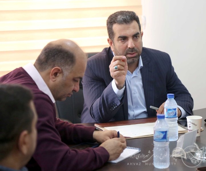 تاکید مدیرکل ارتباطات شهرداری اهواز بر تعظیم شعائر اسلامی با فضاسازی مناسب در سطح مناطق هشتگانه