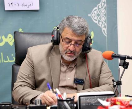  گفتگوی تلفنی شهردار اهواز با شهروندان در مرکز سامد