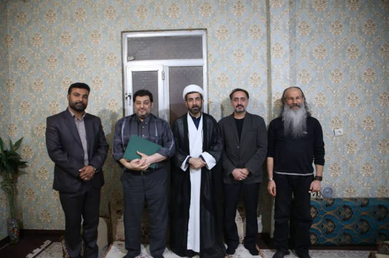 دیدار مدیرکل ارشاد اسلامی خوزستان با پیشکسوت موسیقی خوزستان
