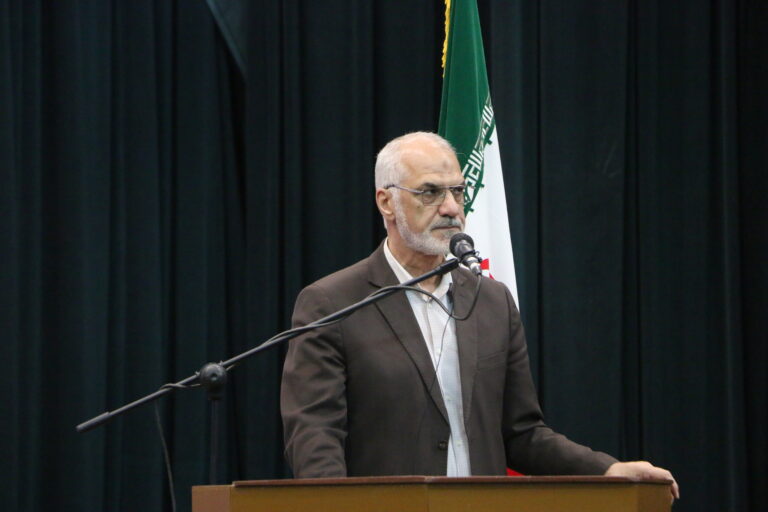 استاندار خوزستان خبر داد؛ تامین اعتبار برای ۳۵۰ هزار هکتار از طرح کشاورزی مقام معظم رهبری از محل حق السهم دولت از نیشکر / جذب فاینانس یک میلیارد دلاری در حوزه کشاورزی استان