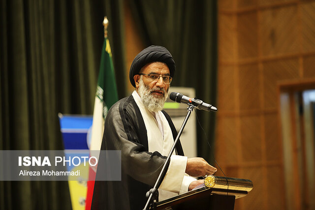 امام جمعه اهواز: عفاف از محورهای اساسی سبک زندگی اسلامی است