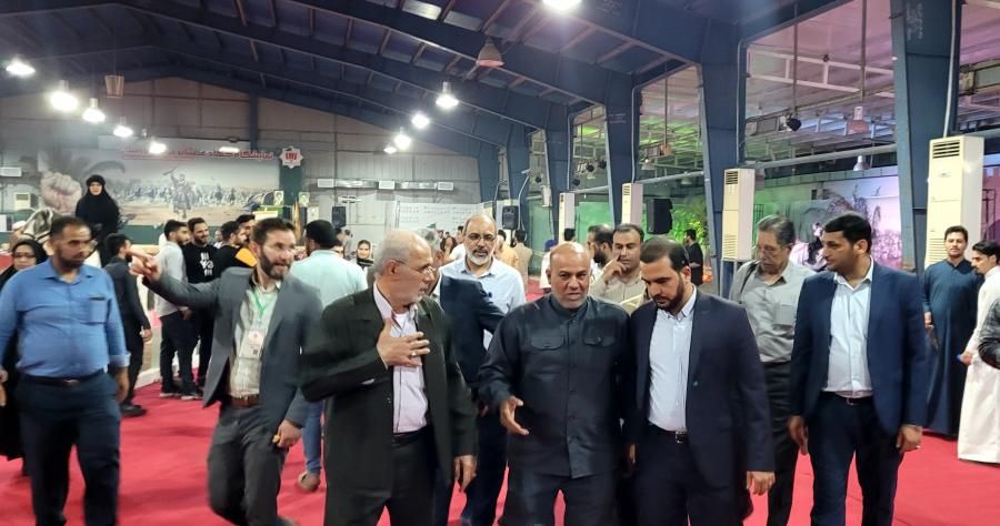 حضور عضو هیات رئیسه مجلس در نمایشگاه مستند جهاد عشایر عرب خوزستان