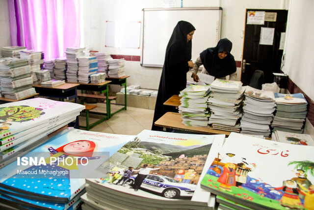 مدیرکل آموزش و پرورش استان خبر داد  ثبت سفارش کتاب برای بیش از ۷۳۳ هزار دانش‌آموز خوزستانی