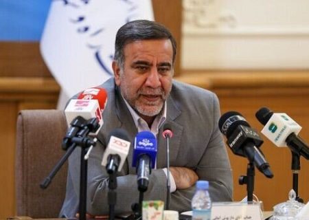 رییس سازمان راهداری و حمل و نقل جاده‌ای اعلام کرد استفاده از تمام ظرفیت‌ ناوگان حمل‌ونقل عمومی برای جابجایی زائران اربعین