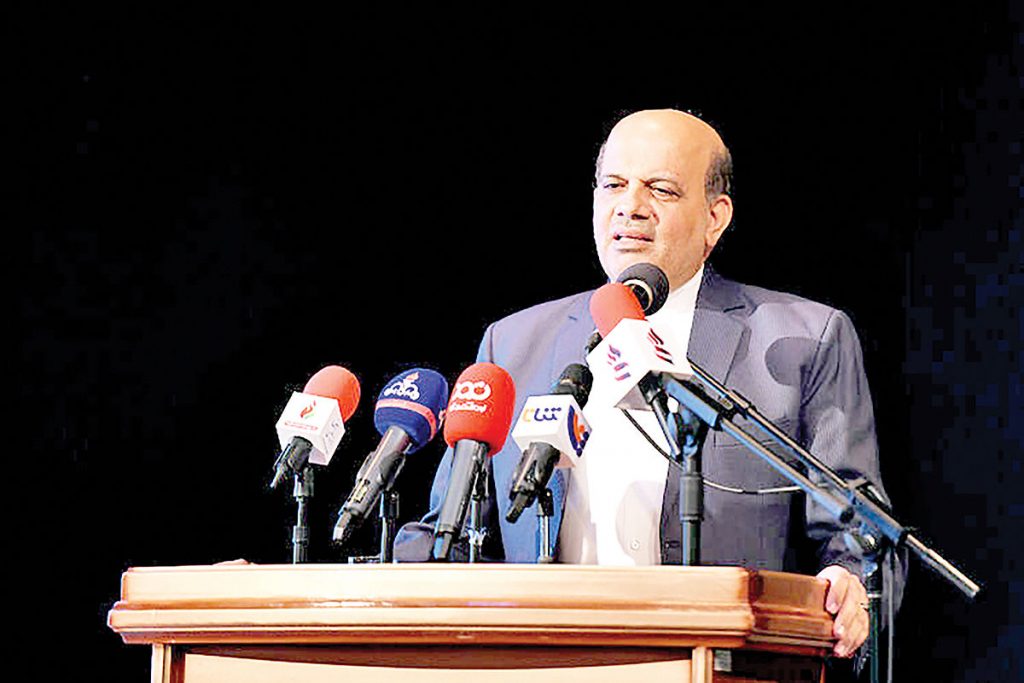 مدیرعامل شرکت ملی نفت ایران: تولید نفت ایران به ۳.۵ میلیون بشکه‏‏‏‏‌ می‌رسد
