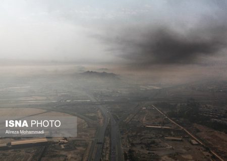 سرپرست معاونت محیط زیست انسانی اداره‌کل حفاظت محیط زیست استان عنوان کرد آتش سوزی بخش عراقی هورالعظیم مهار شد