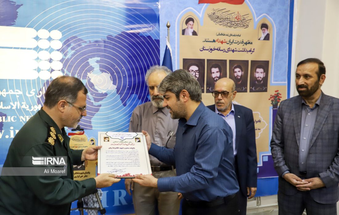 یادمان “شهید غلامرضا رهبر” در محل خبرگزاری ایرنا خوزستان رونمایی شد