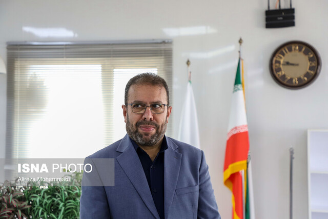 معاون هماهنگی امور اقتصادی استانداری خوزستان: بهره بردن از توانمندی جهاد دانشگاهی باید اولویت صنایع خوزستان باشد