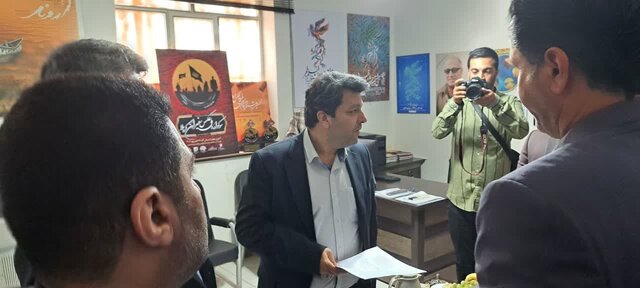 بازدید معاون وزیر فرهنگ و ارشاد اسلامی از دفتر انجمن سینمای جوانان آبادان