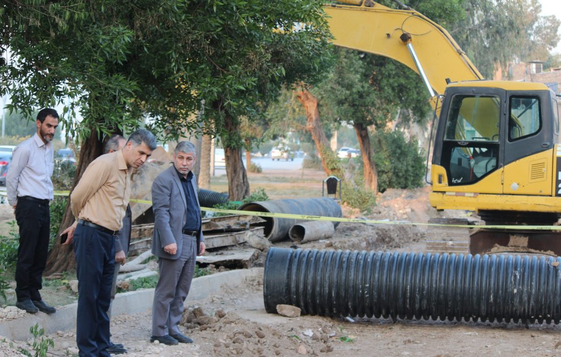 بازدید فرماندار اهواز از طرح فاضلاب منطقه عامری