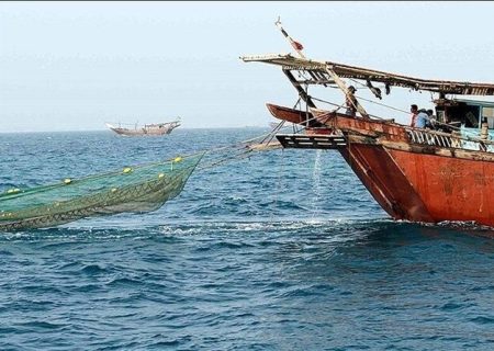توقیف ۱۸ فروند شناور صیادی متخلف در صیدگاه‌های خوزستان