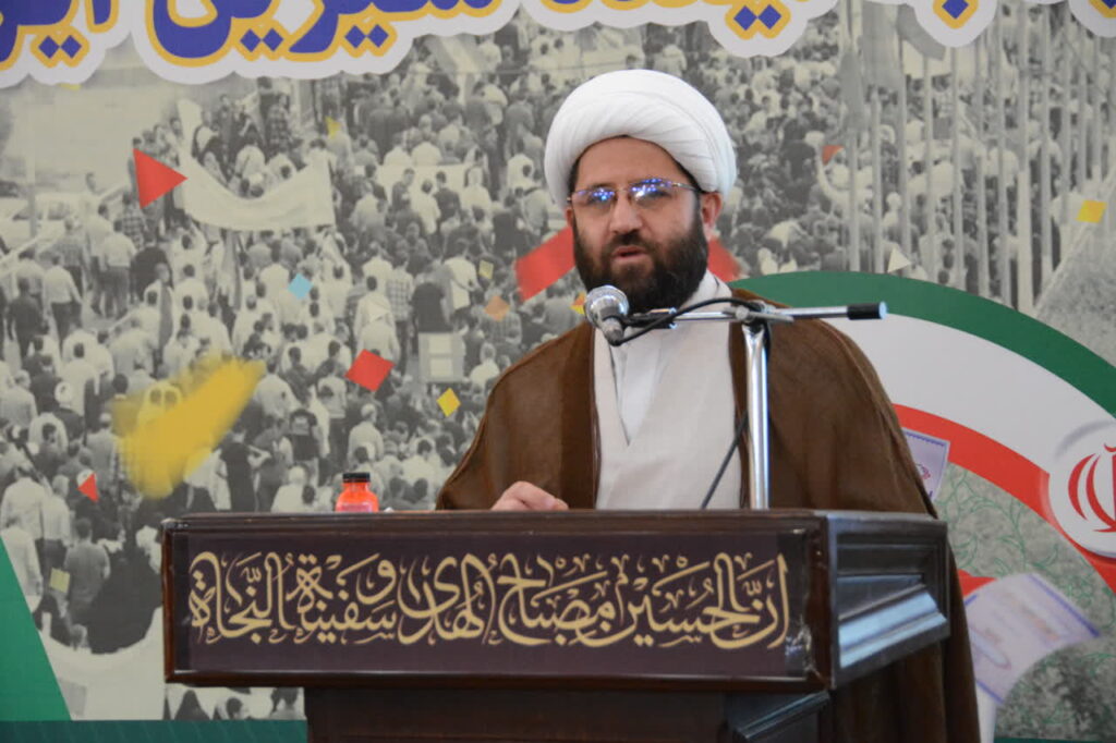 جهاد تبیین در کنار جهاد خدمت / انقلاب اسلامی غلبه نور بر ظلمتِ طاغوت بود
