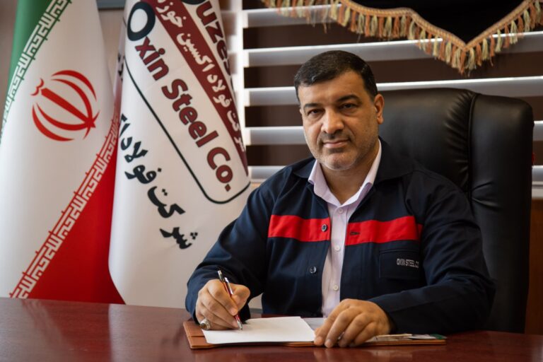 دشواری های جنگ اقتصادی نتوانست فرزندان ملت ایران در شرکت فولاد اکسین را از تحول آفرینی و رکوردشکنی بازبدارد