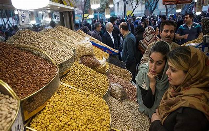 وصول جریمه گرانفروشی آجیل در اهواز