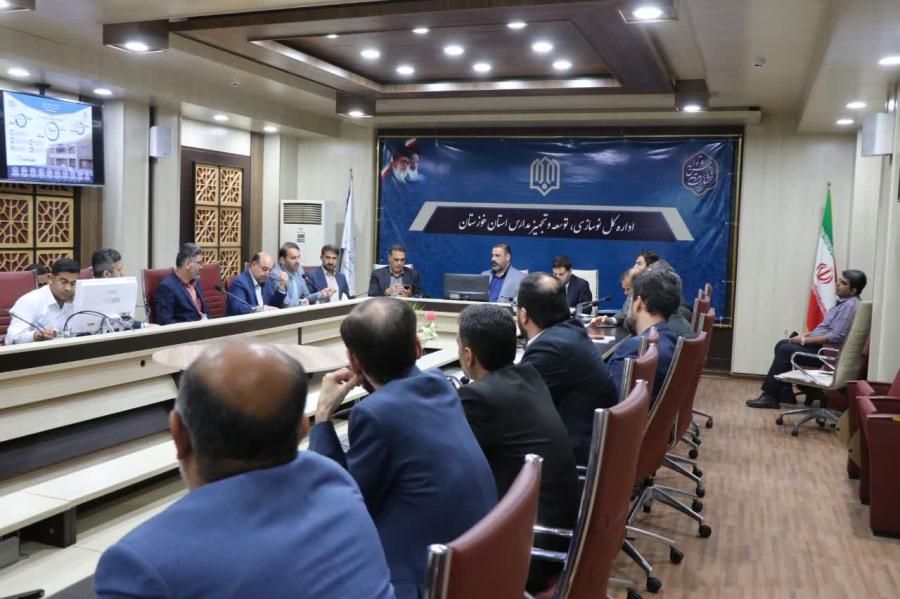 تامین تجهیزات مدارس با اولویت امکانات سرمایشی جهت برگزاری امتحانات نهایی نواحی چهار گانه اهواز