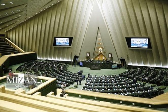 دکتر فرشاد ابراهیم پور نماینده مردم ایذه و باغملک در مجلس شورای اسلامی به عنوان عضو هیات رئیسه فراکسیون انقلاب اسلامی شد