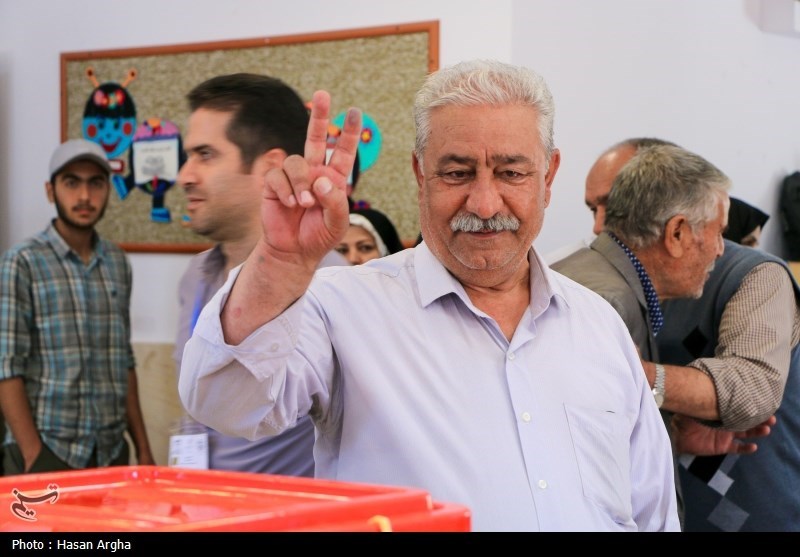اهوازی‌ها امروز هم مثل دوران دفاع مقدس پای کار نظام هستند