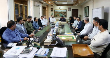 دیدار آسیب دیدگان حادثه واژگونی خودرو حامل تیم کوهنوردی سازمان آب و برق خوزستان با مدیر عامل