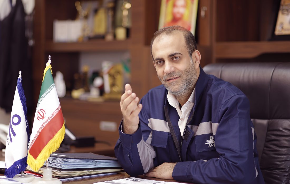 قرارداد جدید ساخت و پوشش ۹۳ كیلومتر لوله انتقال نفت در خشكی و دریا منعقد شد