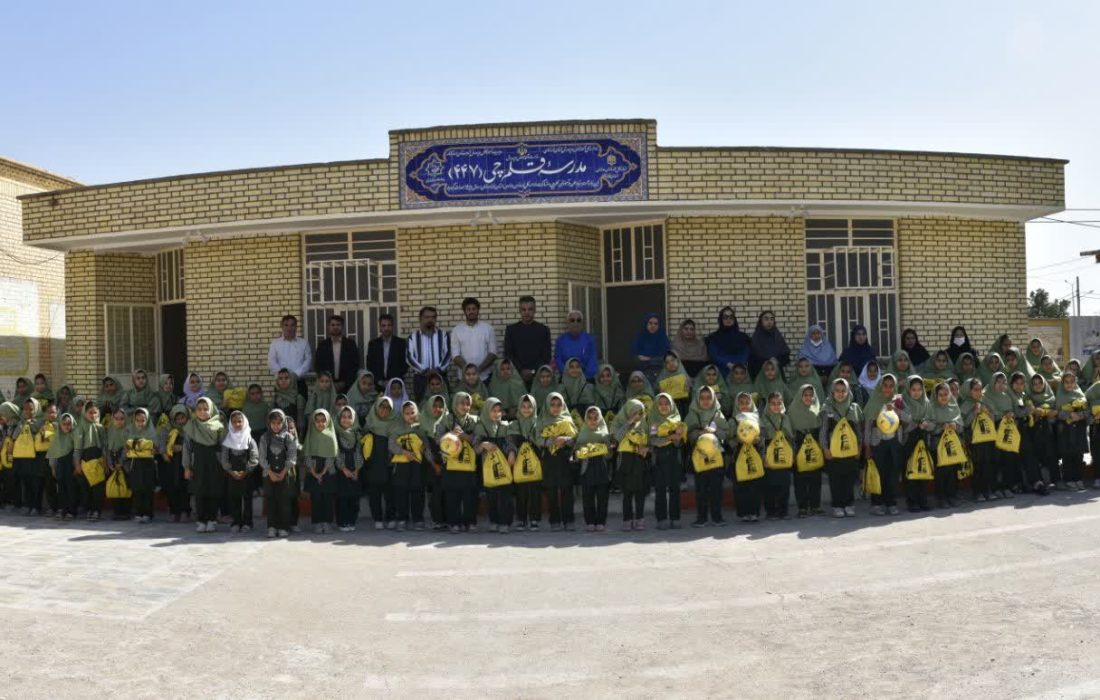 آیین افتتاح ۱۶ کلاس درس در قالب توسعه فضای آموزشی ۸ مدرسه در آبادان و اروندکنار با مشارکت بنیاد
